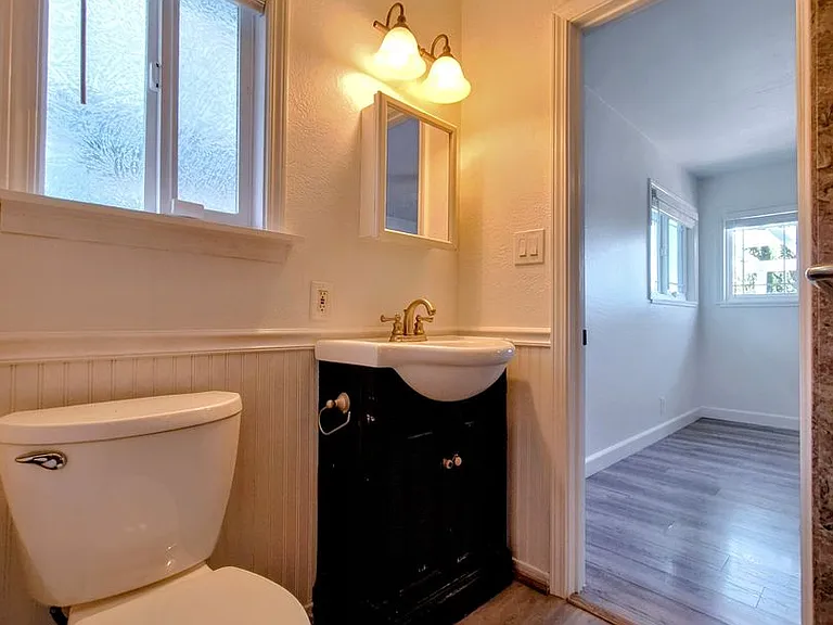 10501 Observatory Dr — Photo 14