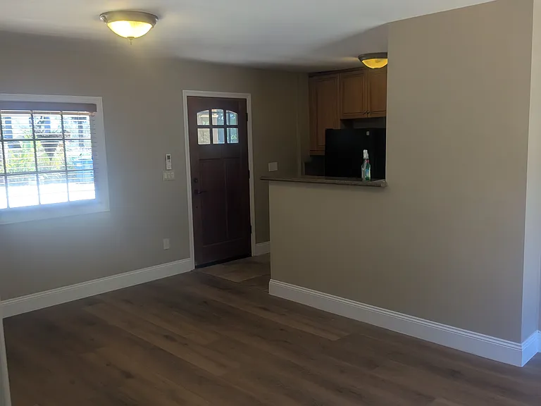 5648 Calzada Del Bosque — Photo 4