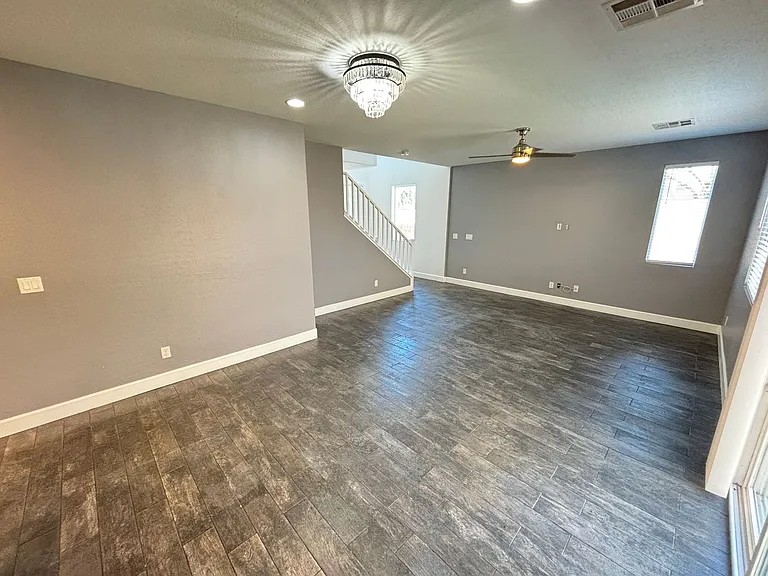 10612 Forum Peak Ln — Photo 4