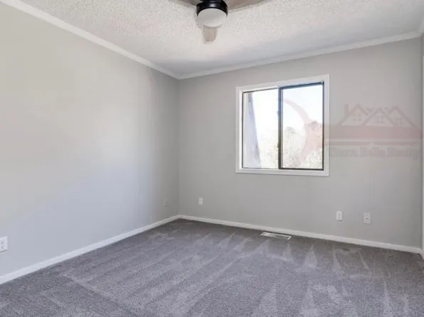 26 Canterbury Ct, Columbia, SC 29210