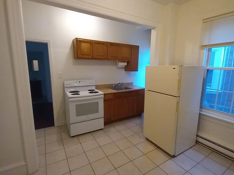 917 Swede St — Photo 3
