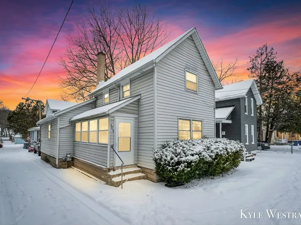 549 Lincoln Ave NW, Grand Rapids, MI 49504
