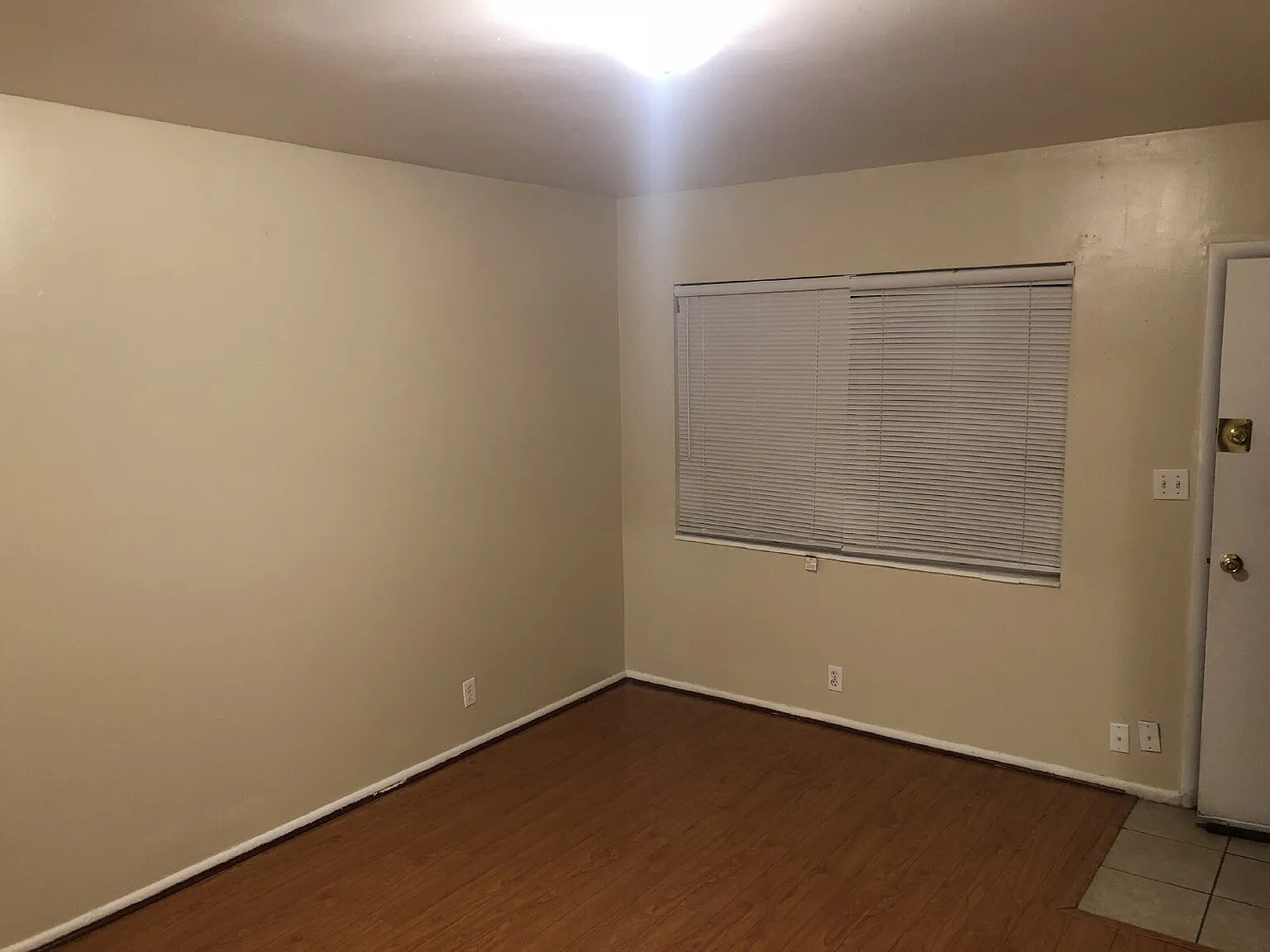 1 bed, 1.0 bath, 700 sqft, $1,200 — Photo 4