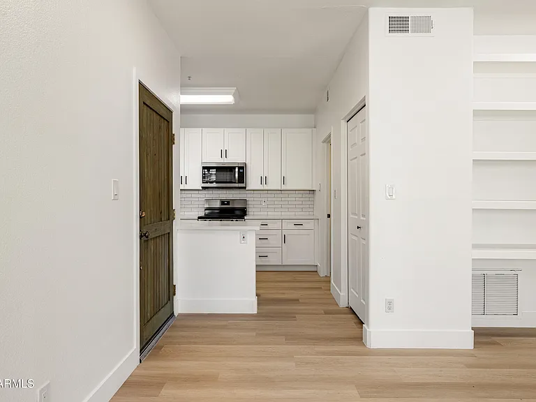 11333 N 92nd St #1038 — Photo 3