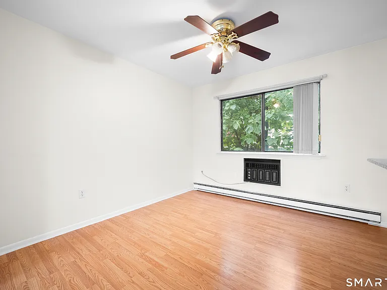 60 Lawn Ave #24 — Photo 8