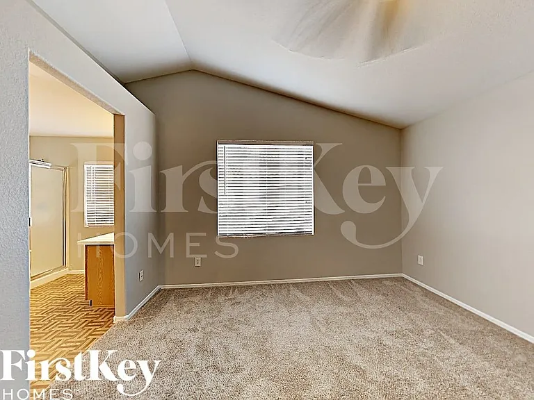 7323 E Navarro Ave — Photo 9