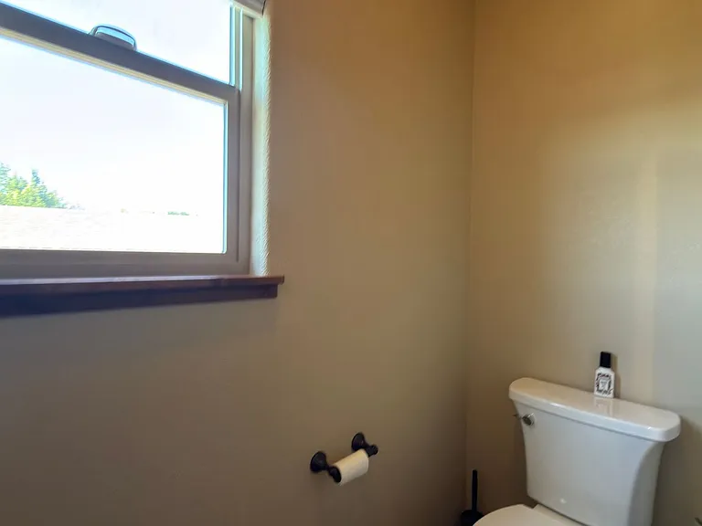 296 Sloan Dr — Photo 26