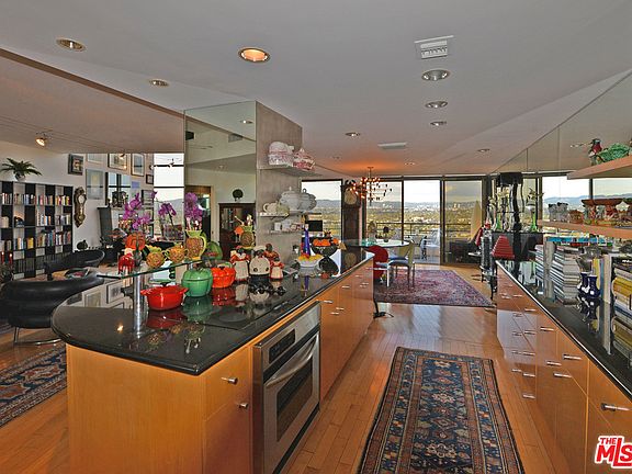 4th image of 4316 Marina City Dr Ph 27