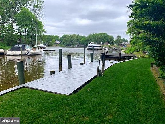5th image of 470 Fairoak Dr