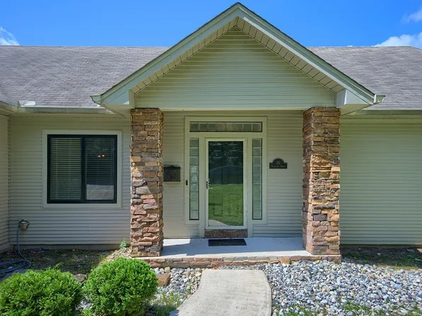 30 Overlook Dr, Little Rock, AR 72207