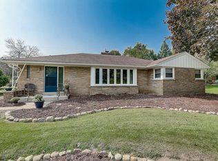 5305 W Jackson Park Dr, Milwaukee, WI 53219