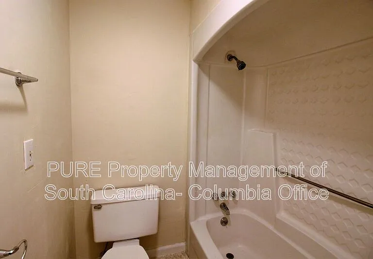 403 Charwood Ln — Photo 45