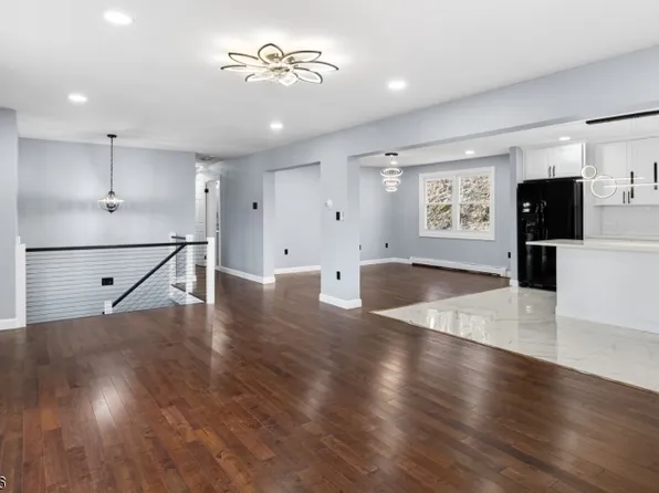 48 Lakeview Dr, Wantage Twp., NJ 07461