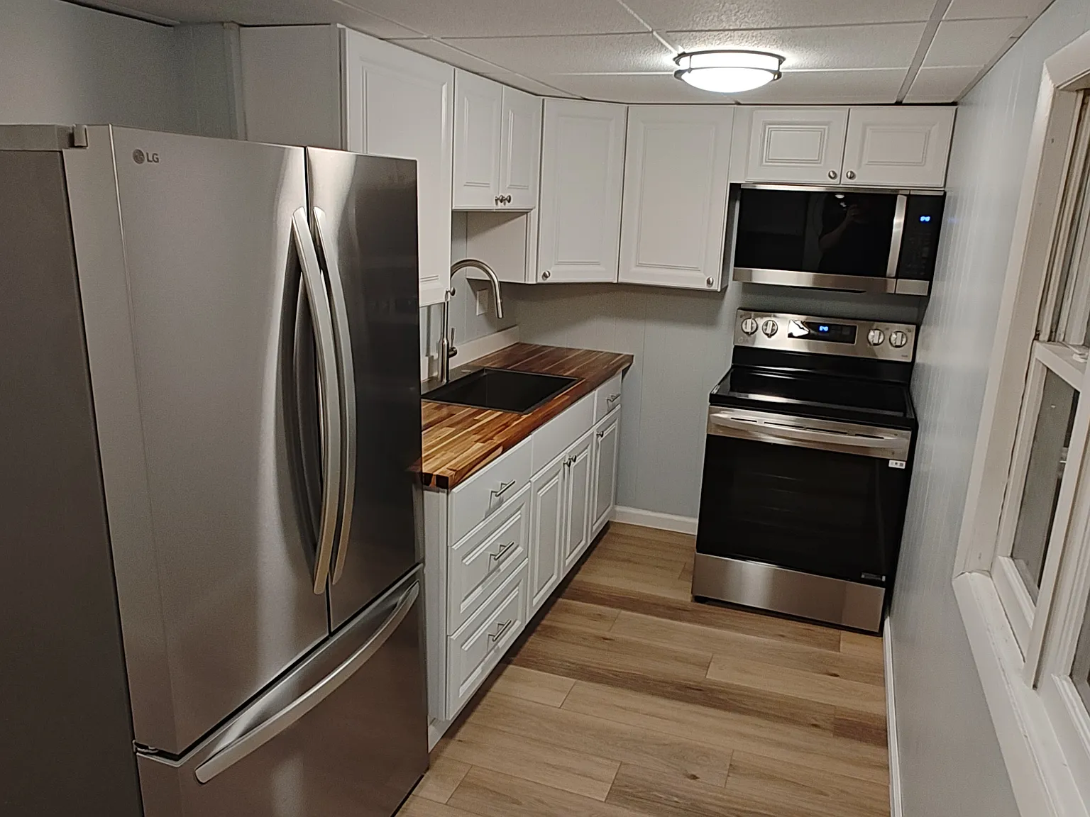 3 bed, 1150 sqft, $1,800 — Photo 1