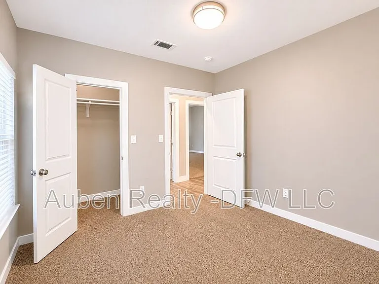 8006 Doreen Ave — Photo 14