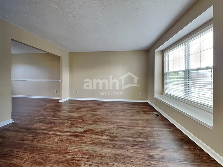 10942 Alamosa Dr — Photo 7