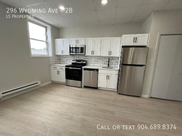 296 Wyoming Ave #2B