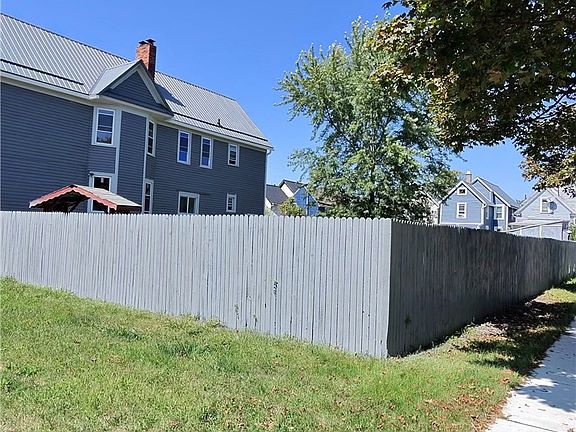 4th image of 28 California St