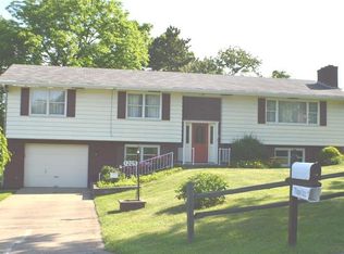 1205 Hillcrest Rd, Monongahela, PA 15063