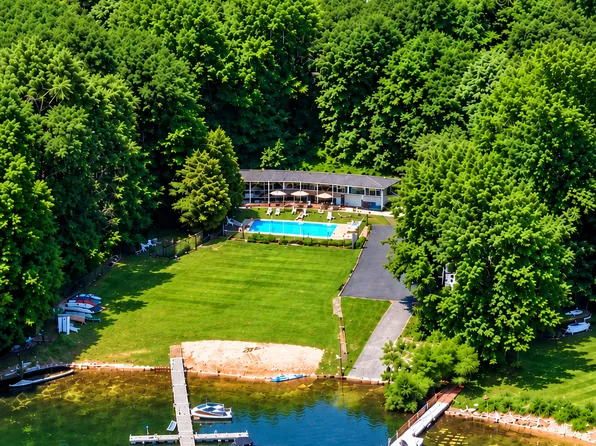 10 Candleview Drive, Sherman, CT 06784