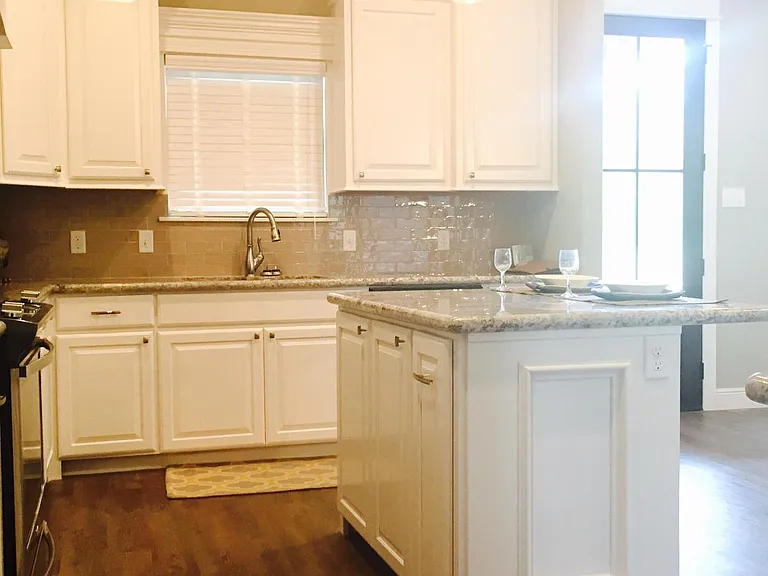 1394 Trisha Ct — Photo 7