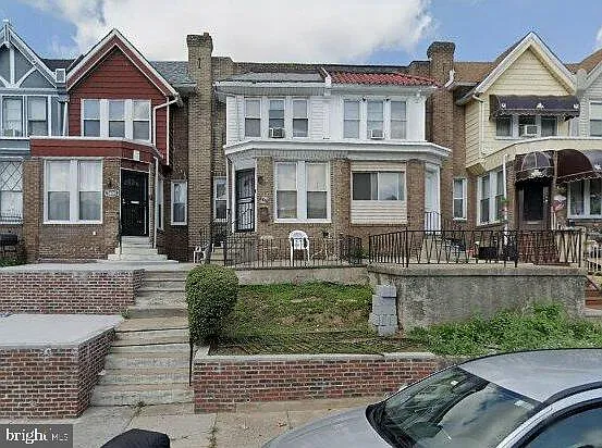 5606 N 10th St photo 1