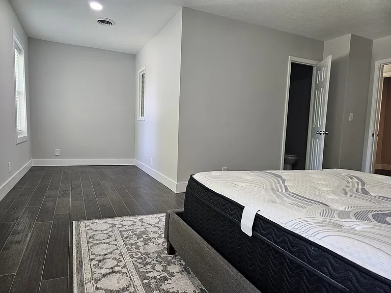 503 E Evergreen Ct — Photo 33