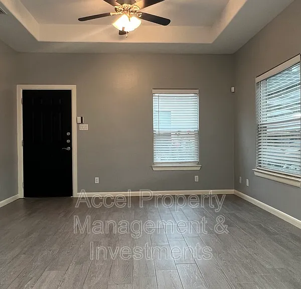 413 Downing Ave #2 — Photo 3