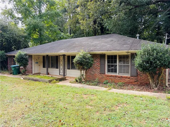 4742 Valley Dale Dr SW, Lilburn, GA 30047