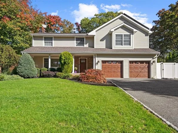 4 Brookhill Drive, West Nyack, NY 10994