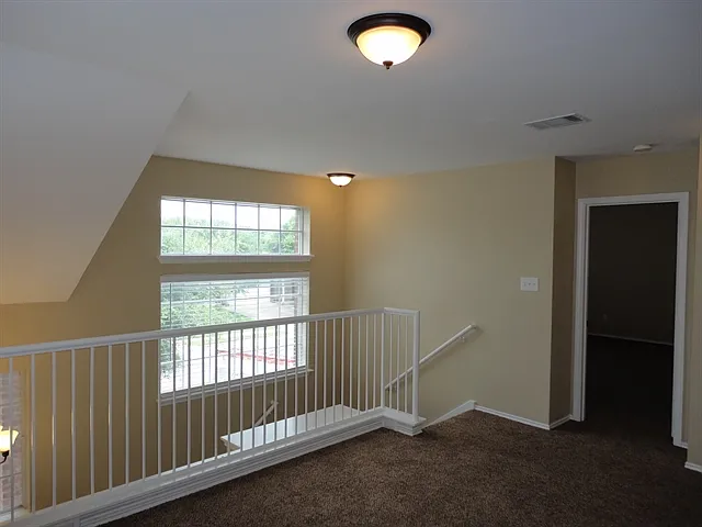 2684 Bradley Ln — Photo 6