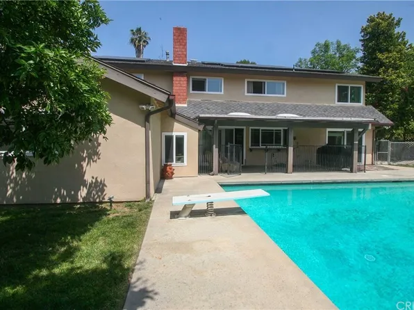 4310 Tamoshanter Ln, Tarzana, CA 91356