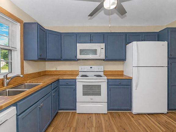 5th image of 2701 Hillside Dr. S #1