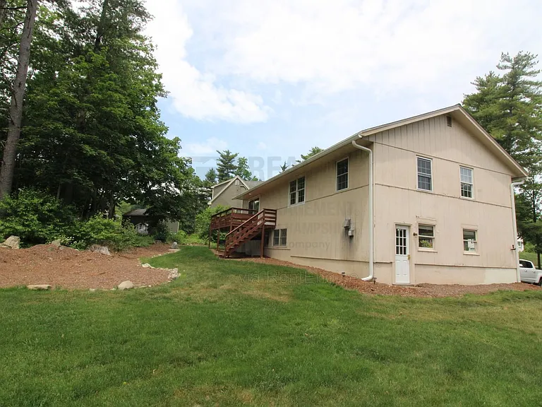 4 Nixon Park — Photo 26