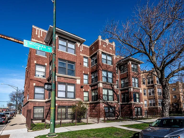 5854 S Michigan — Photo 11