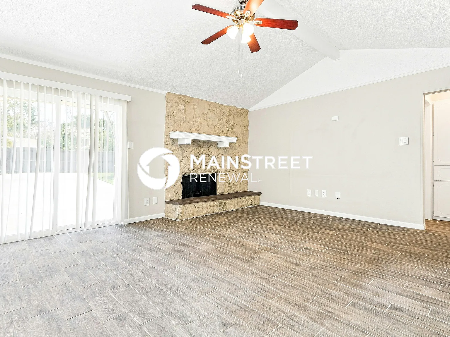 6440 Rebecca Lane — Photo 4
