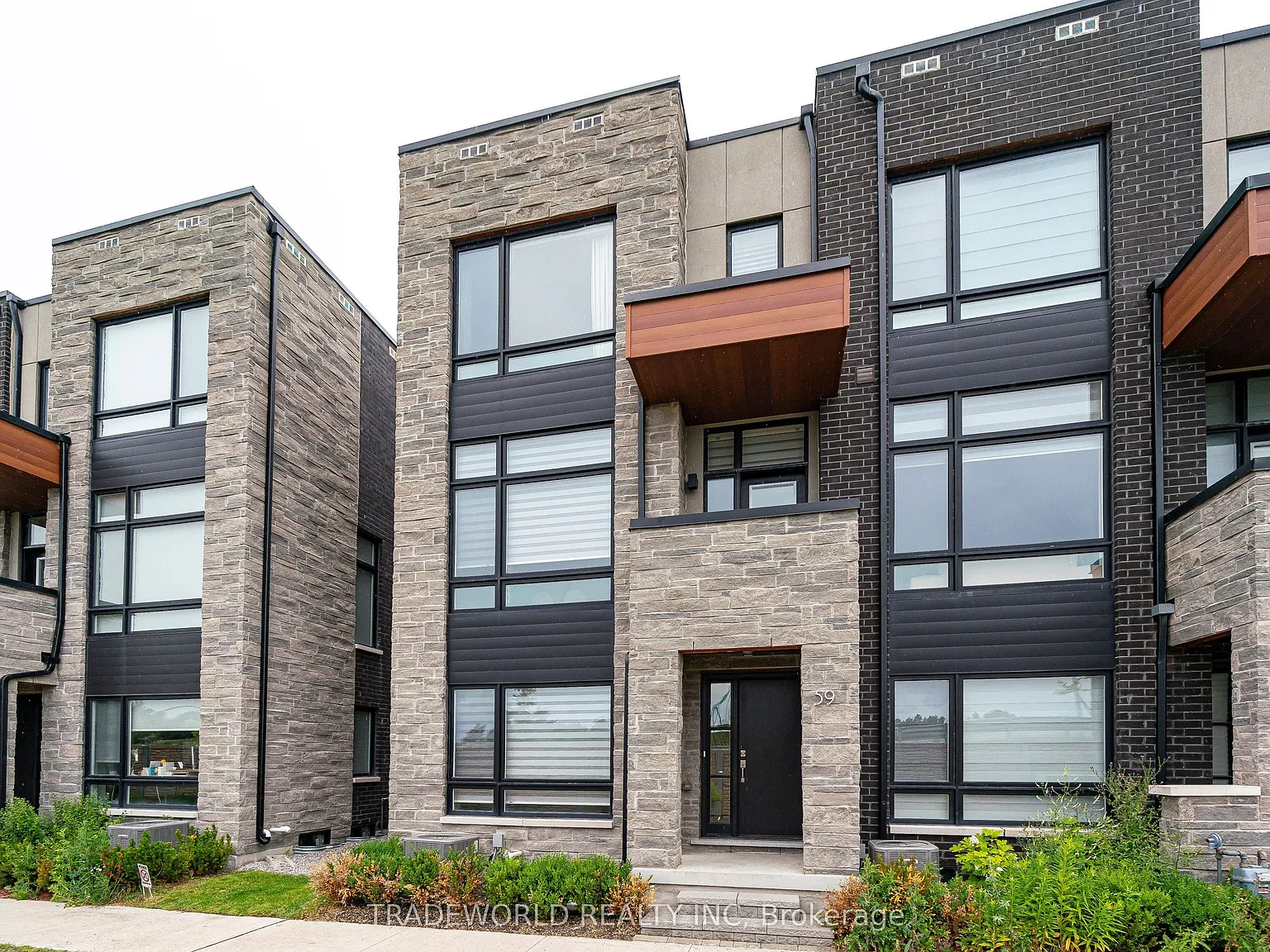 3 bed, $3,600 — Photo 2