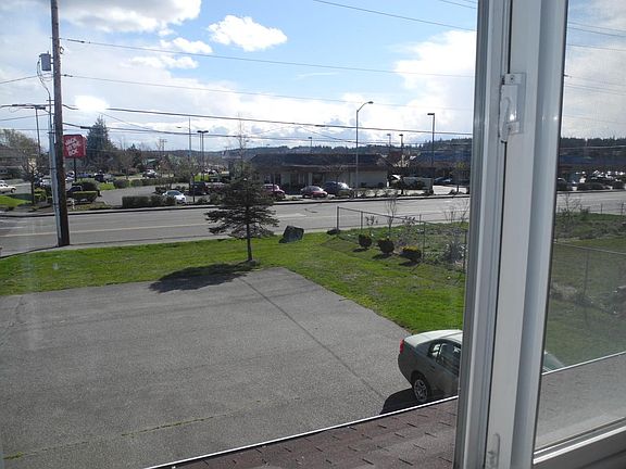 2nd image of 350 E Whidbey Ave APT 3