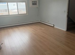 260 E Grand Ave APT 2-N, Fox Lake, IL 60020