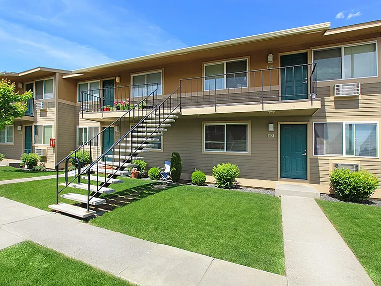 Meadow Park — Photo 11