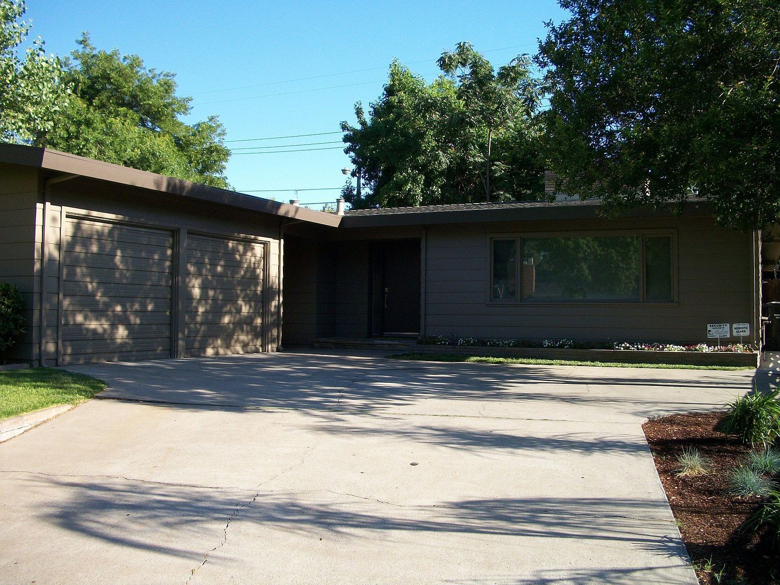 331 La Loma Ave, Modesto, CA 95354 Zillow
