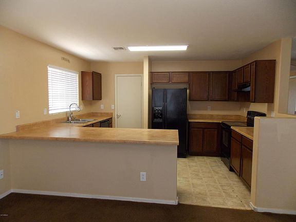 4th image of 11125 W College Dr