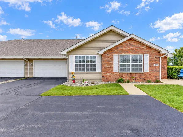 1048 N Woodlawn Ave, Griffith, IN 46319