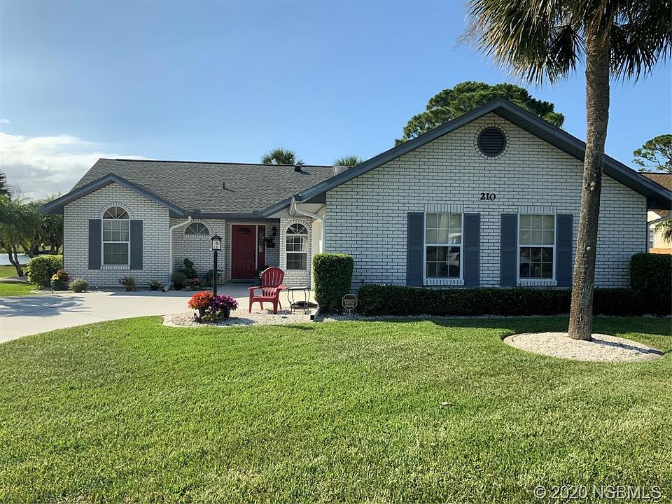 1st image of 210 Golf Club Dr