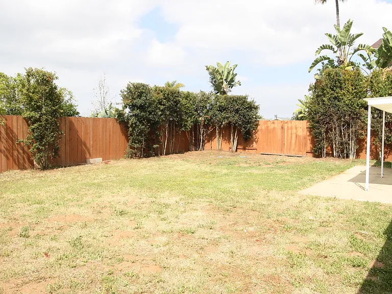 4434 La Crosse Ave — Photo 12