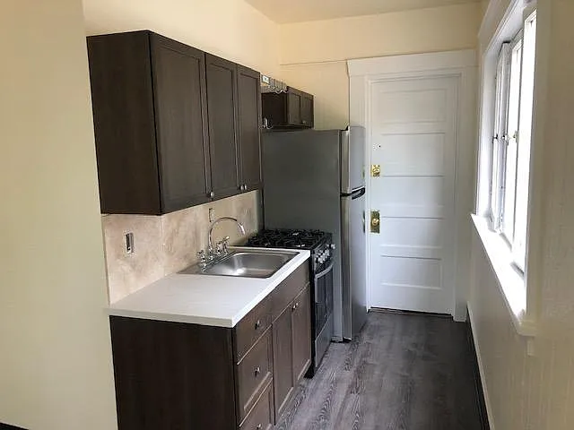 1137 Washington St #2 — Photo 5