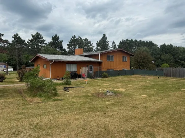1170 Overlook Dr, Eagle River, WI 54521