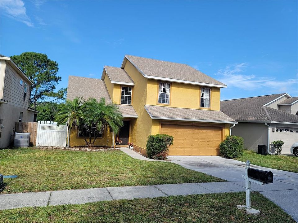 1st image of 1624 Slash Pine Pl