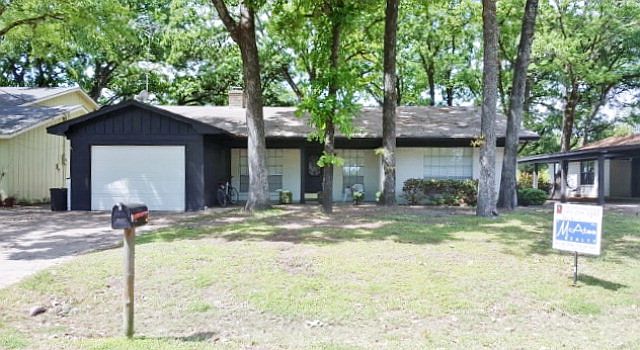 1st image of 18237 Briarwood Dr