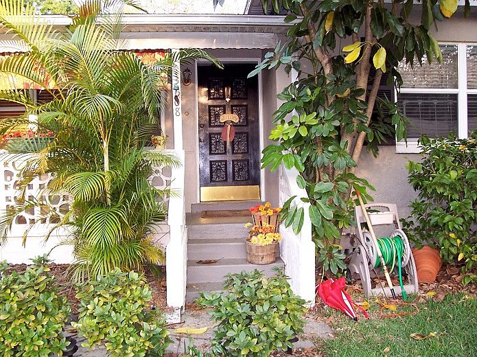 1st image of 3608 S Himes Ave